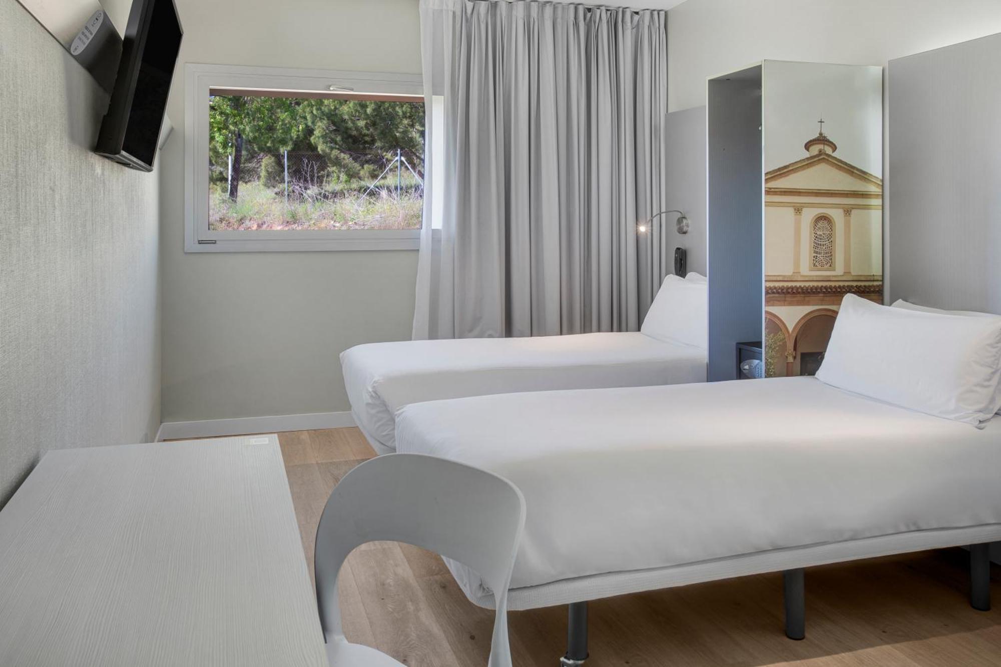 B&B Hotel Figueres Figueres  Exterior photo